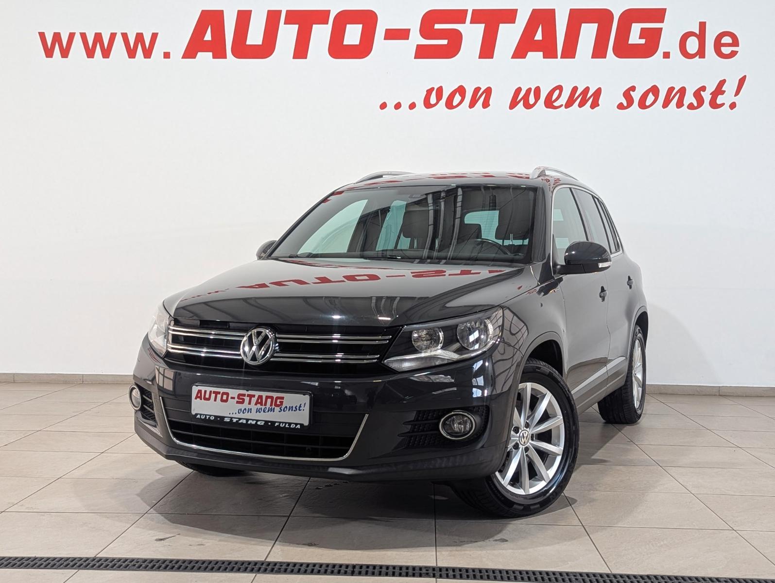 Volkswagen Tiguan Lounge**1.HAND+NAVI+AHK+KAMERA**
