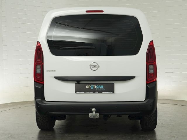 Combo E CARGO EDITION+NAVI+PARKPILOT HIN.+AHK+KE