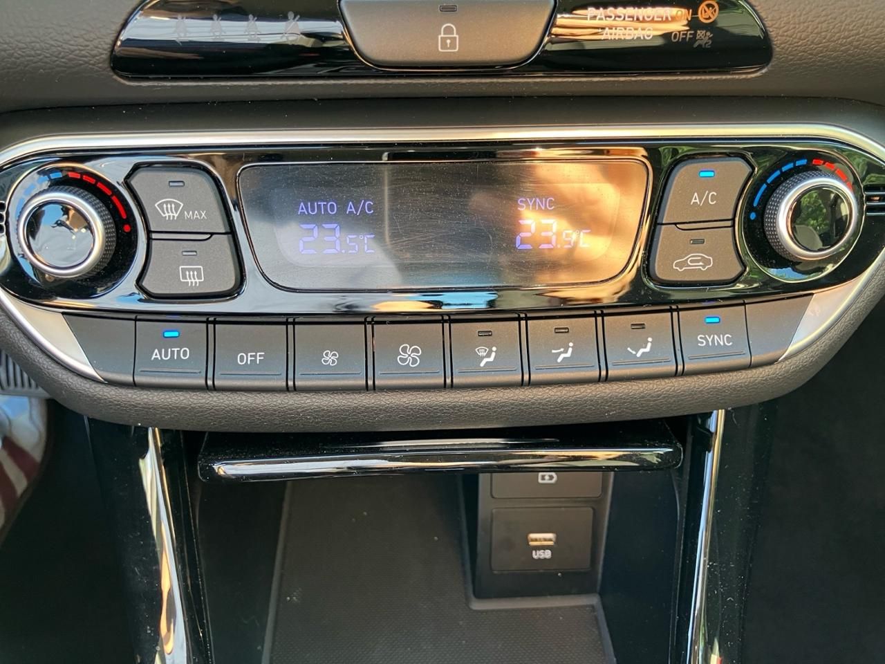 Fahrzeugabbildung Hyundai i30 Prime *KAMERA*LED*NAVI*SHZ*LHZ*PDC*CARPLAY*