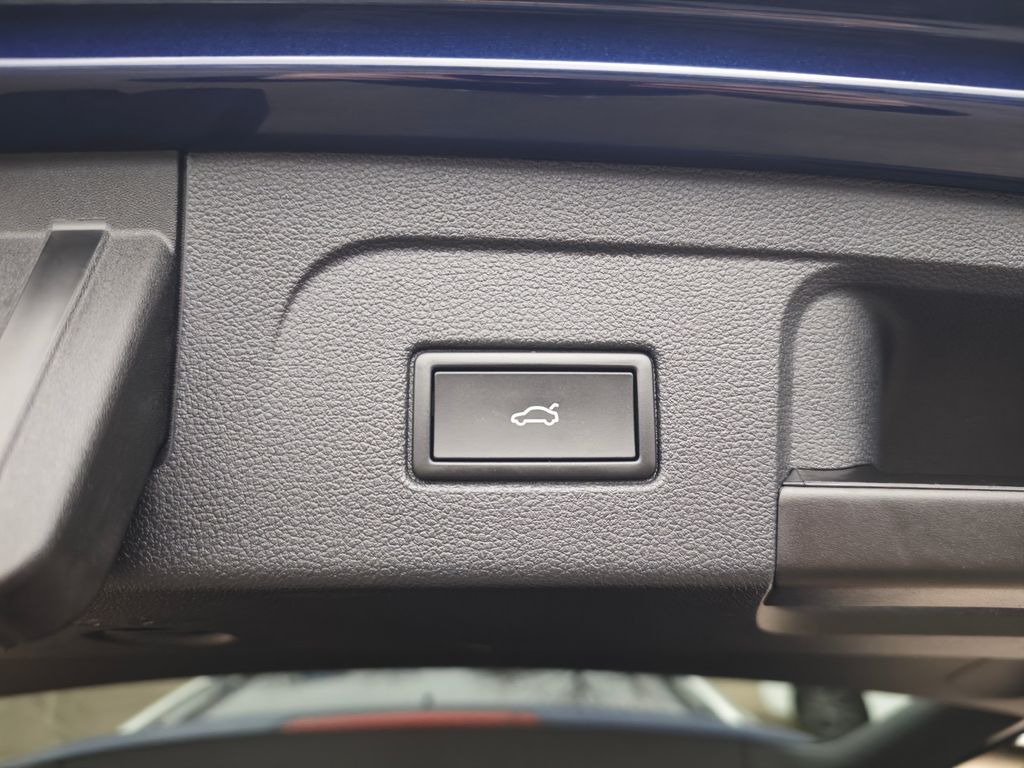 VW Touran Comfortline 150PS # 7-Sitzer # ACC # NAVI VW Touran Comfortline 150PS # 7-Sitzer # ACC # NAVI