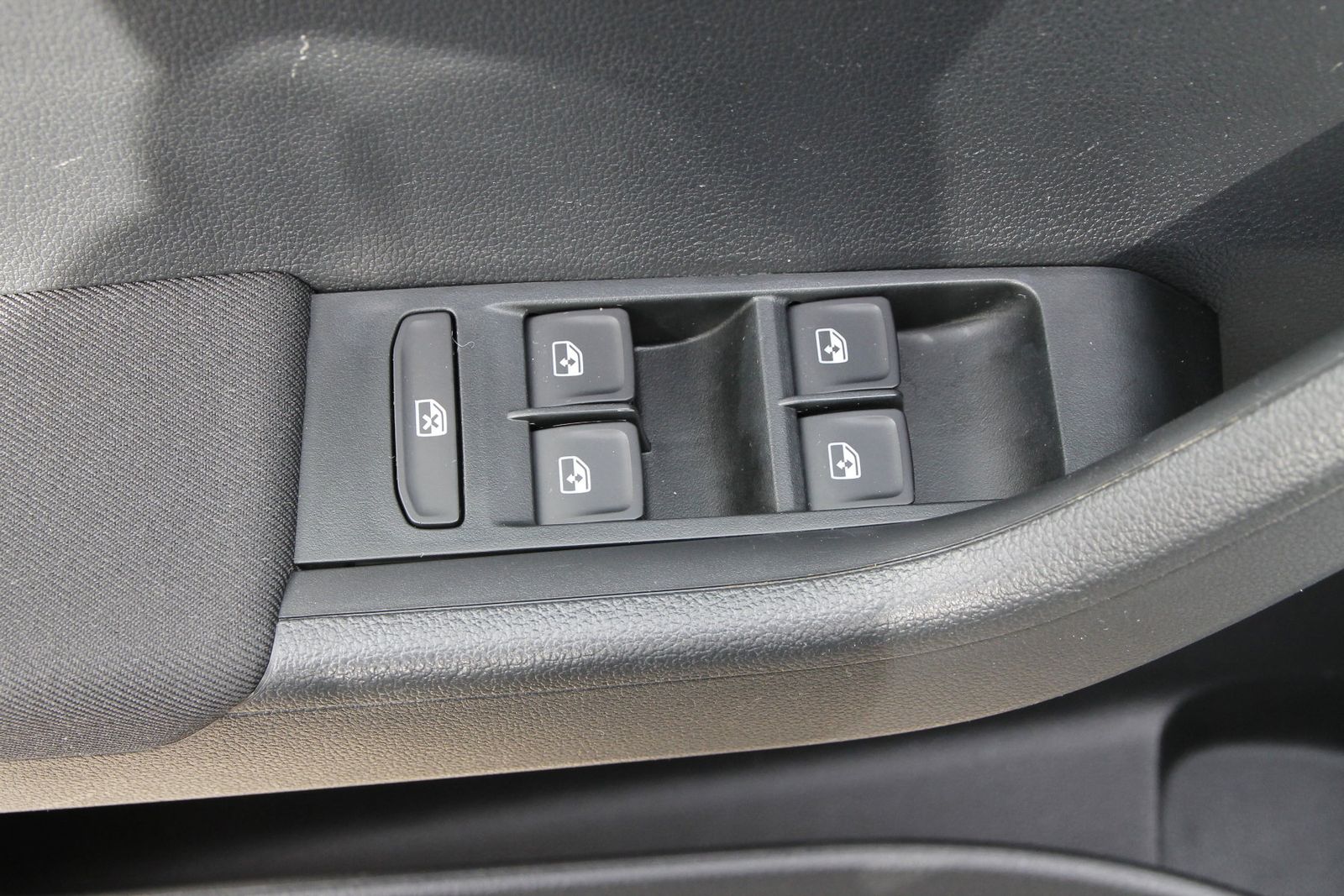 Fahrzeugabbildung SKODA Fabia Combi 1.0 TSI Ambition OPF CLEVER