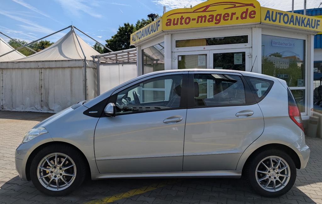 Mercedes-Benz A 200