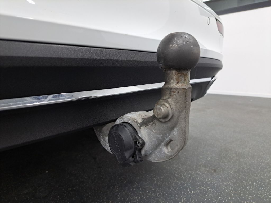 Volvo V60 T6 AWD Recharge Plus Bright NAVI RFK SHZ foto 11