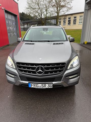 Mercedes-Benz ML 350 BlueTEC 4MATIC -