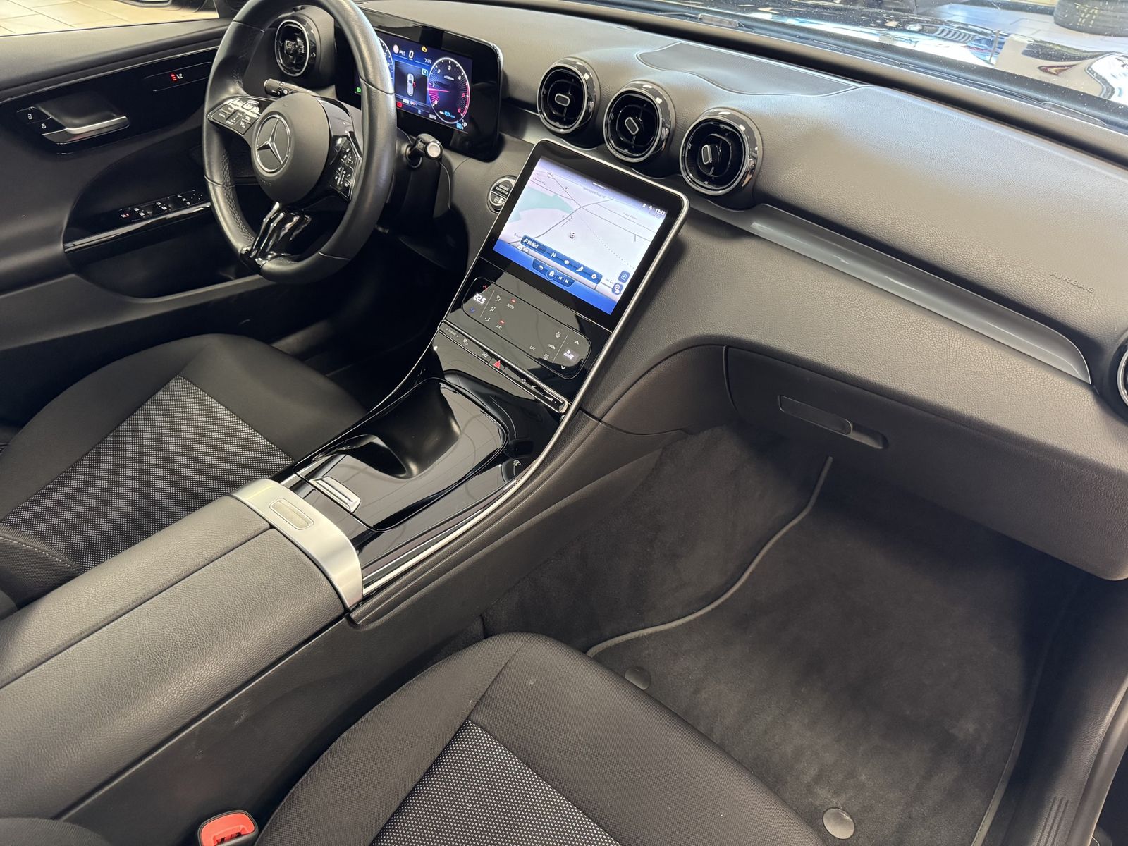 Mercedes-Benz C 220 Business*Mild-Hybrid*LED*R-Cam*Navi*ACC*1H imagem 3