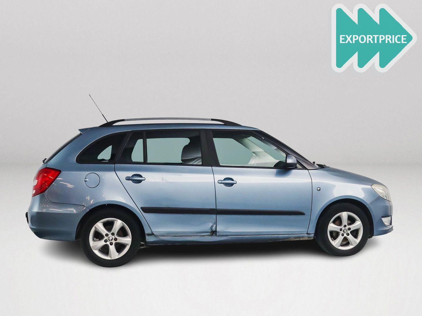 Skoda Fabia 2010 — photo 5