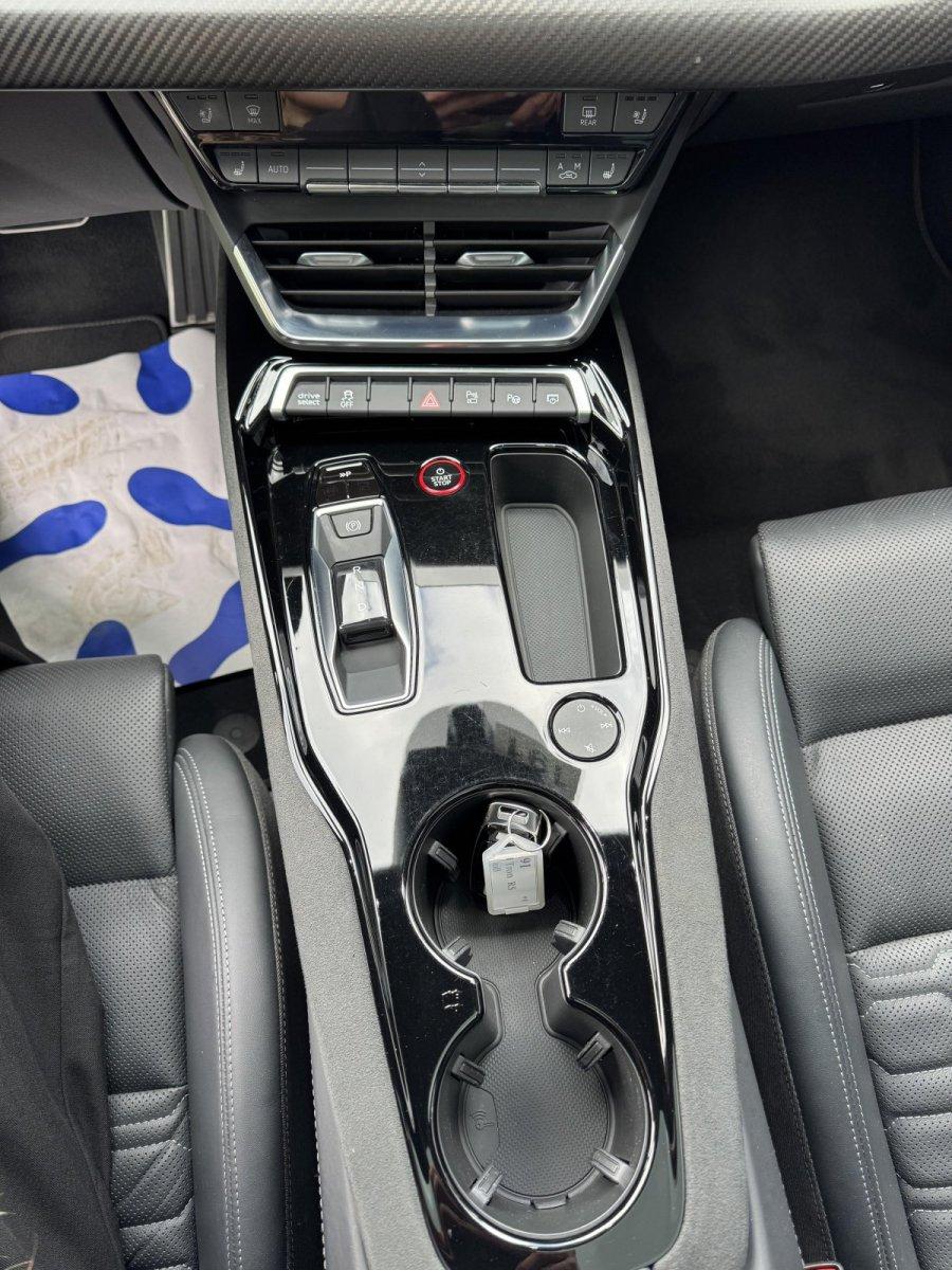 Audi e-tron RS GT quattro Carbon Top-View Headup 21Zo