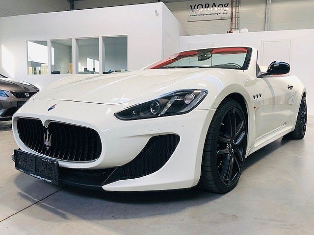 Maserati GranCabrio 4.7 V8 MC Automatik