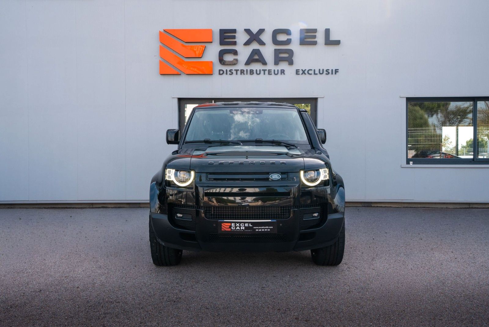 Land Rover Defender 90 D200 MHEV*Matrix*Black*19" imagem 2
