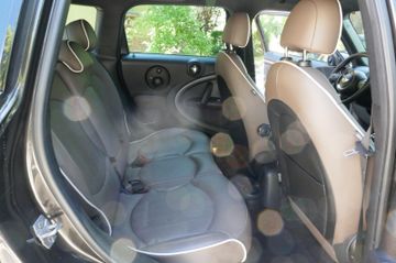 Fahrzeugabbildung MINI JOHN_COOPER_WORKS Countryman  Pano / 4x4