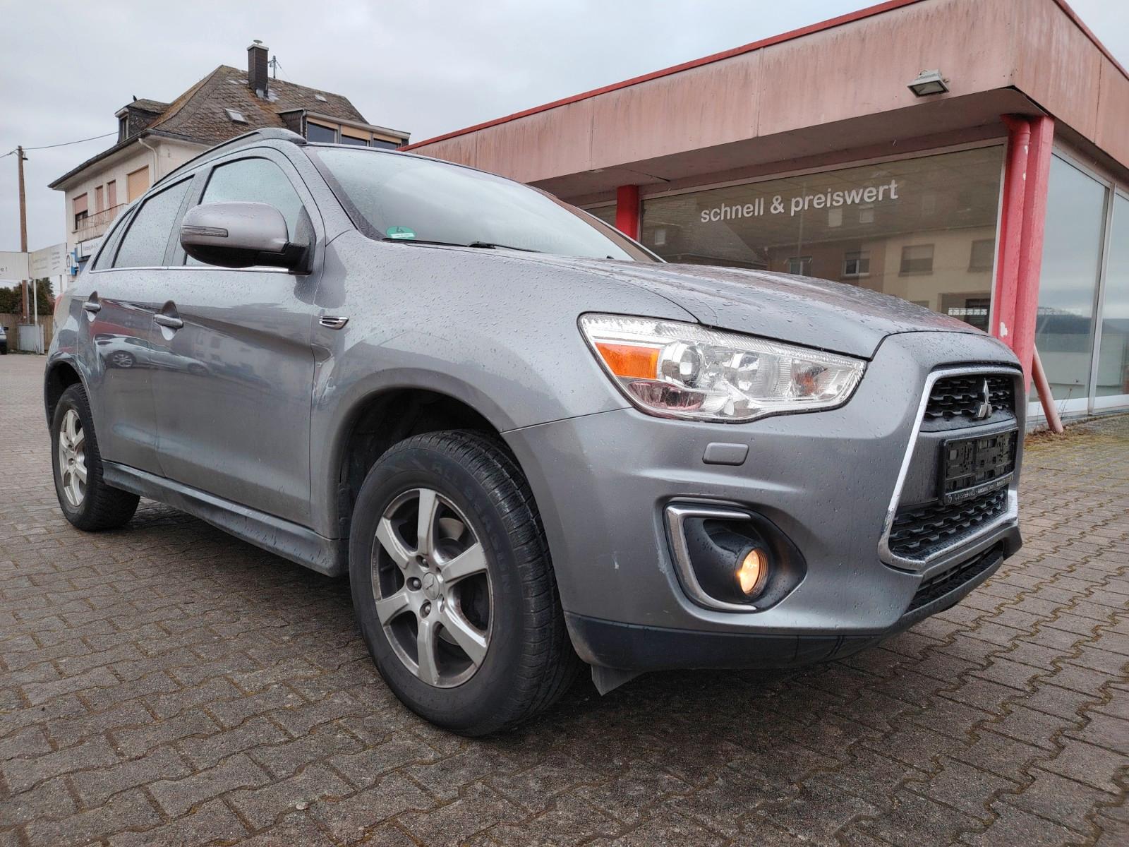 Mitsubishi ASX Instyle 4WD,Leder,SHz,Navi,Pano-Dach