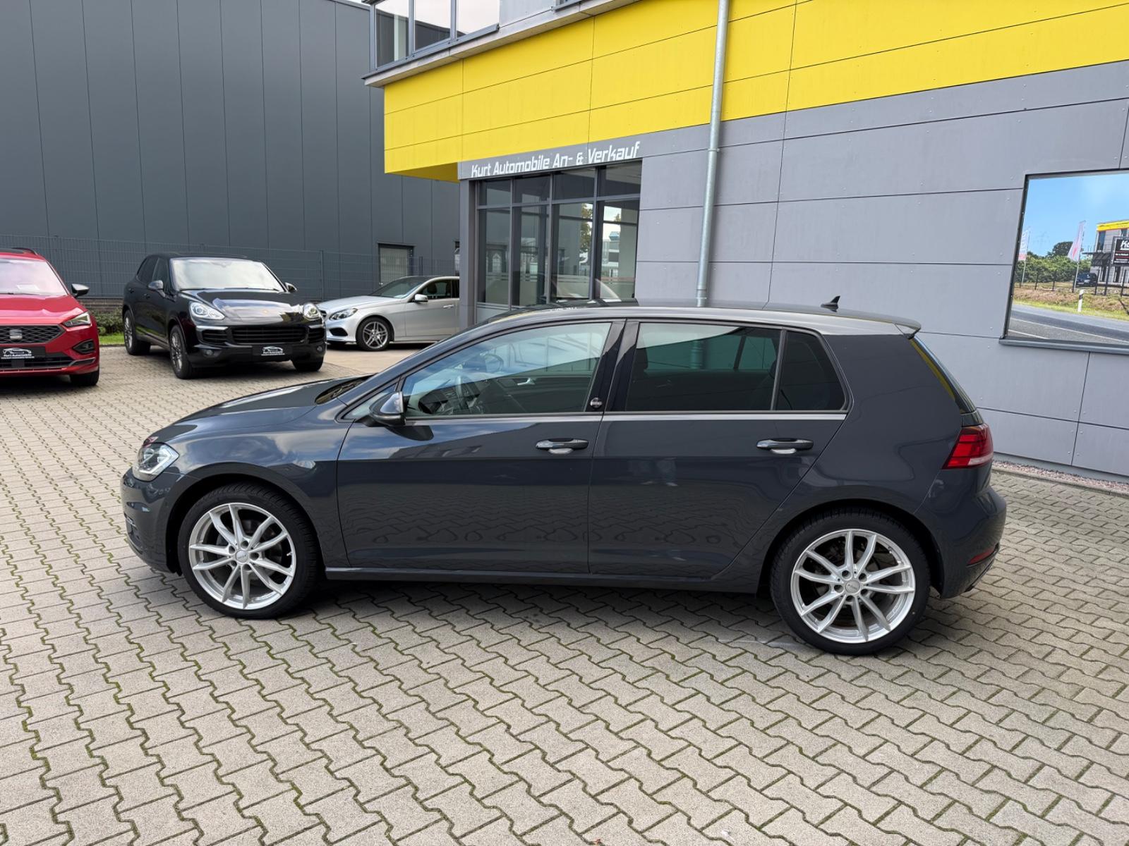 Volkswagen Golf VII Lim. Sound/ACC/AUTOMATIK/SHZ/NAVI/