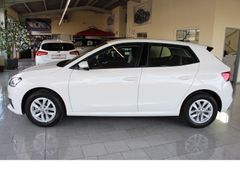 Fahrzeugabbildung Skoda Fabia 1.0 Ambition LED,Einparkhilfe,Top-Zustand