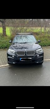 BMW X5 xDrive40d - - blaue BMW X5
