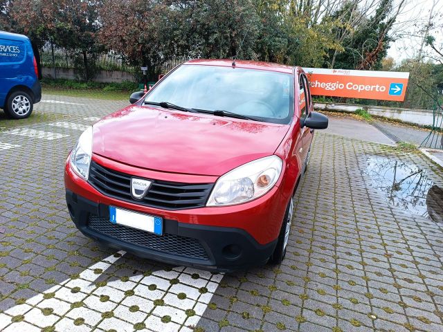 Dacia Sandero 1.2 16V Embleme