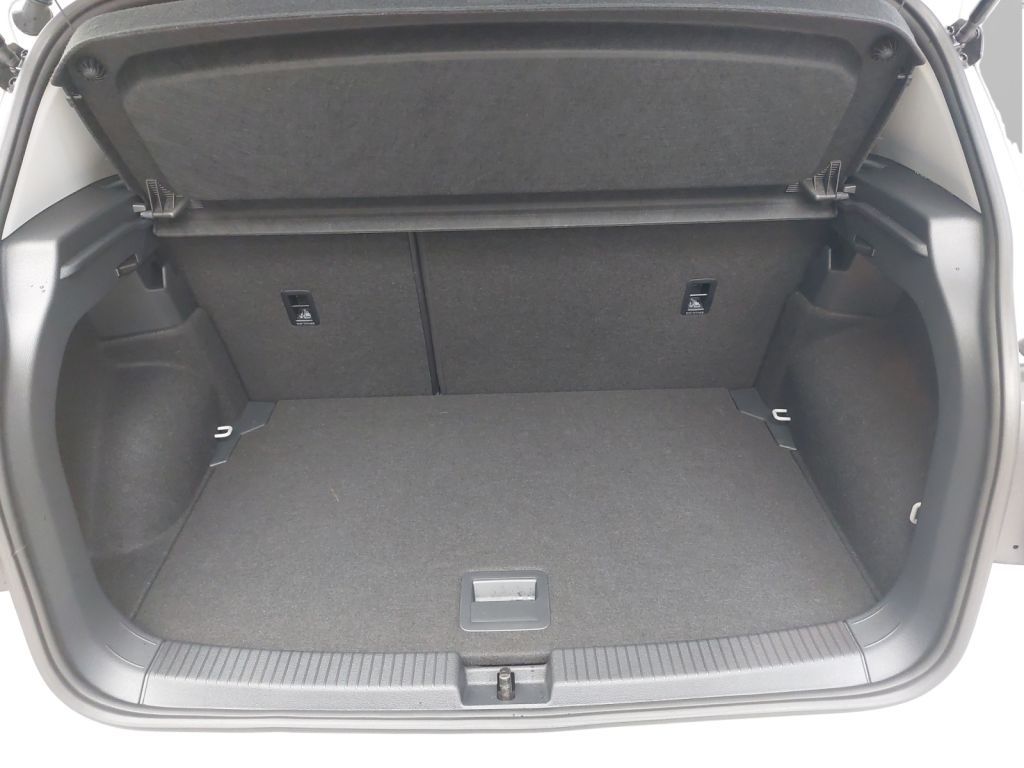 Fahrzeugabbildung Volkswagen T-Cross 1.0 TSI Life AHZV,Climatronic,LED
