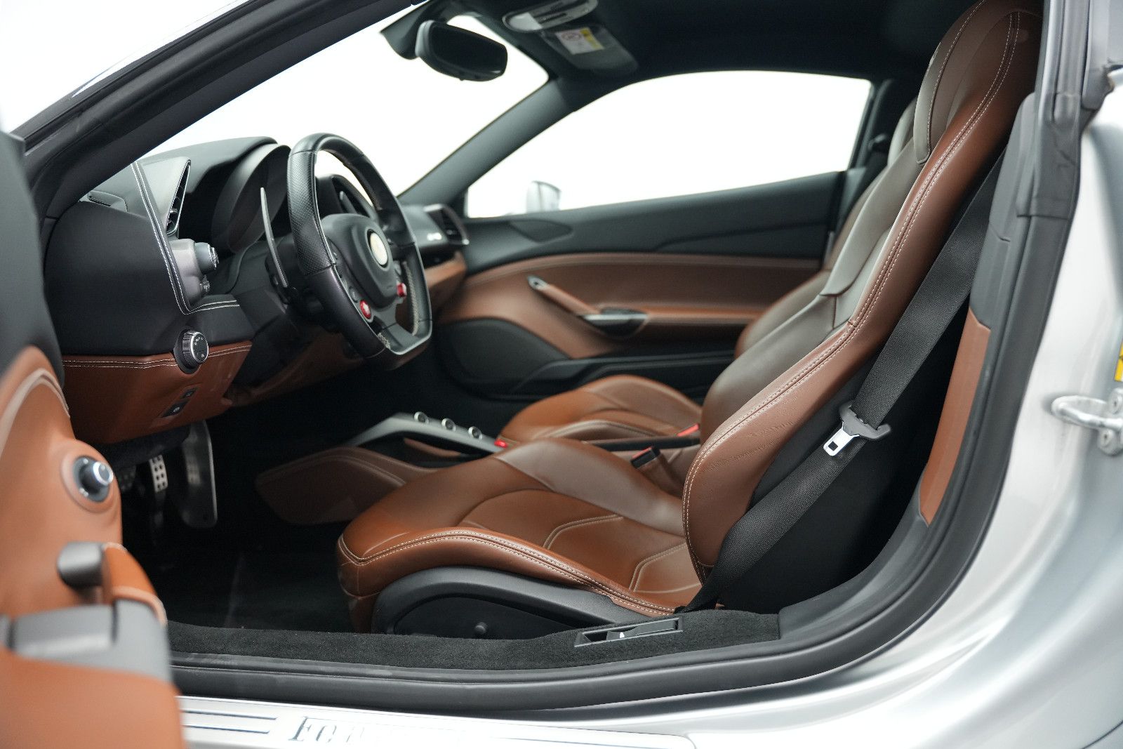 Fahrzeugabbildung Ferrari 488 GTB GTB Coupé DCT/SCUDERIA/KAMERA/