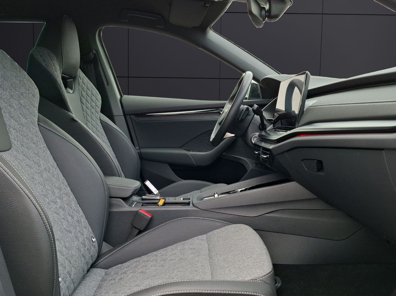 Fahrzeugabbildung SKODA Octavia Combi TDI Sportline DSG Matrix Navi AID