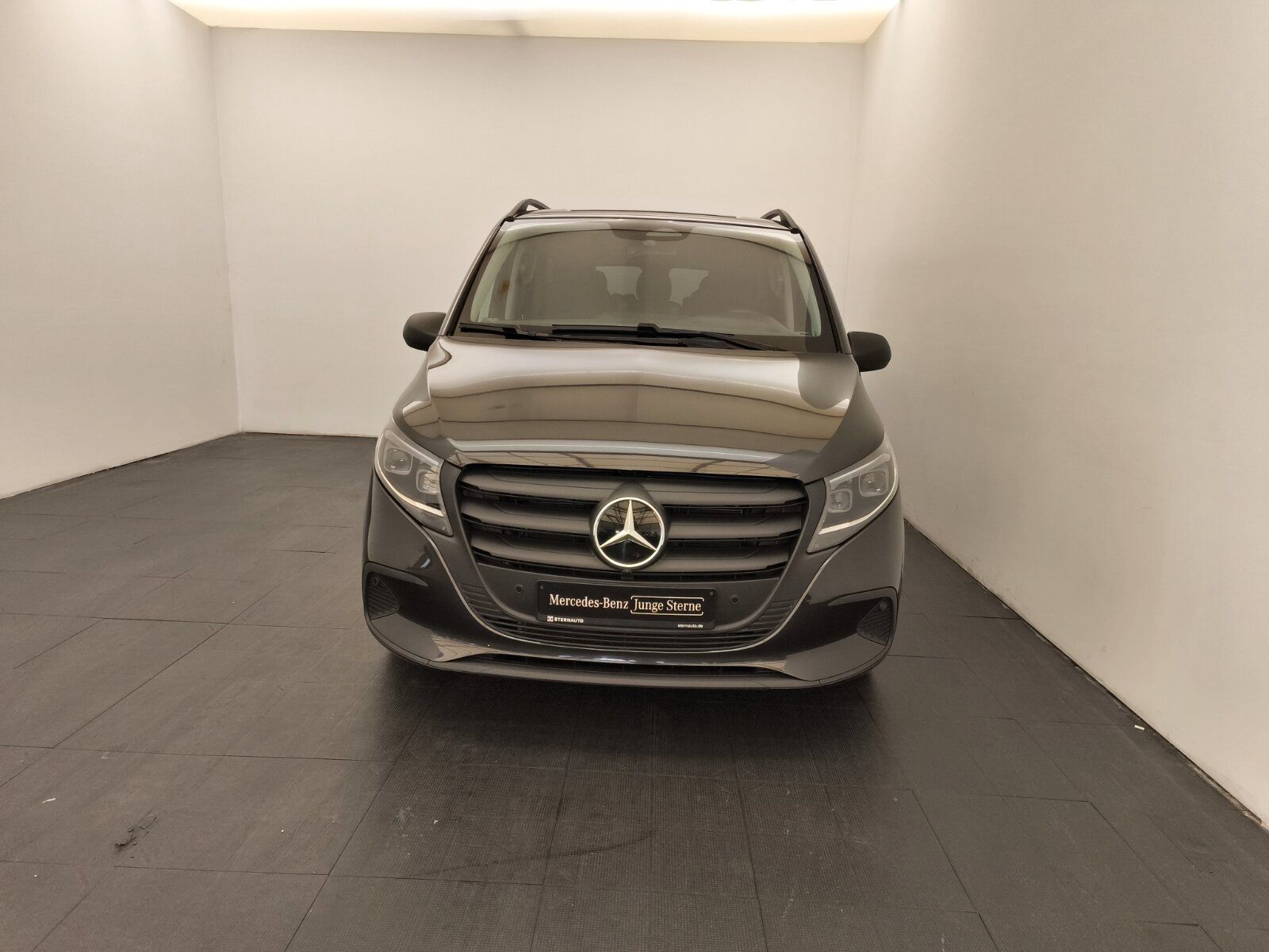 Mercedes-Benz Vito 116 Tourer Pro/L DISTR Navi Standhz LED AHK imagem 2