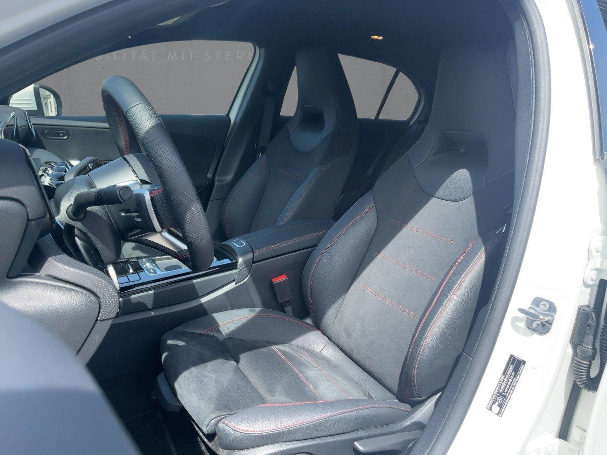 Fahrzeugabbildung Mercedes-Benz A 180 d AMG/Kamera/LED/AHK