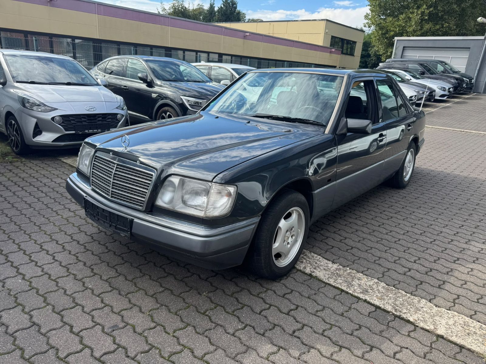Mercedes Mercedes-Benz E 280*AUTOMATIK*KLIMA*EFHESSD*DEUTSC
