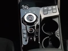 Fahrzeugabbildung Kia Sportage 1.6 T-GDI Plug-in Hybrid Spirit AWD LED