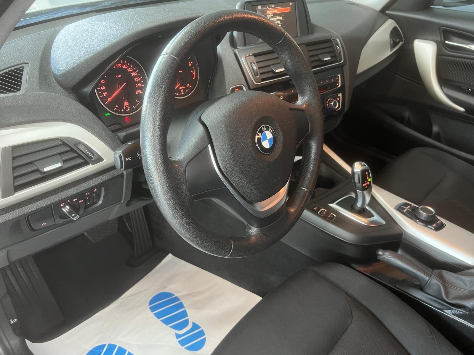 BMW 118i Automatik SHZ PDC LED *1.Hand - Unfallfrei*
