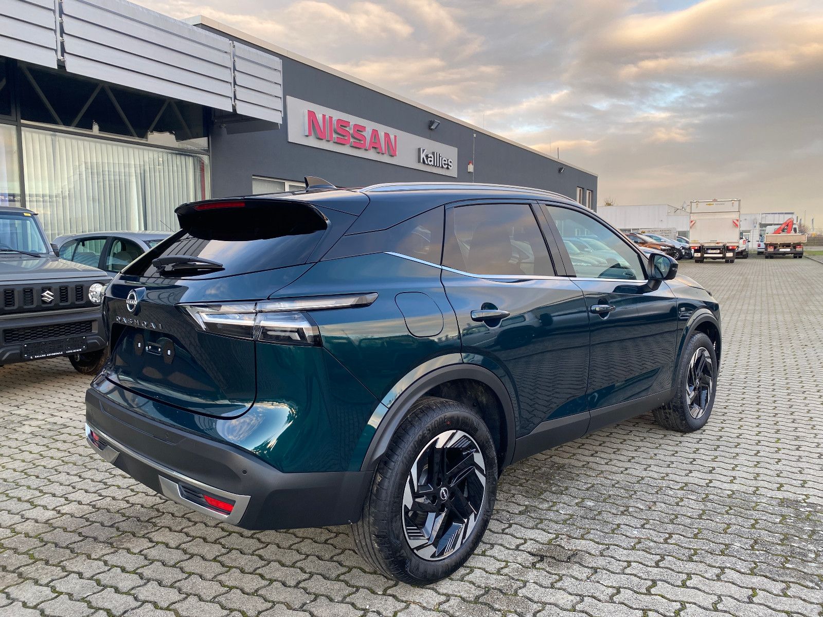 Fahrzeugabbildung Nissan Qashqai 1.3 DIG-T MHEV X-Tronic N-Connecta 2FARB