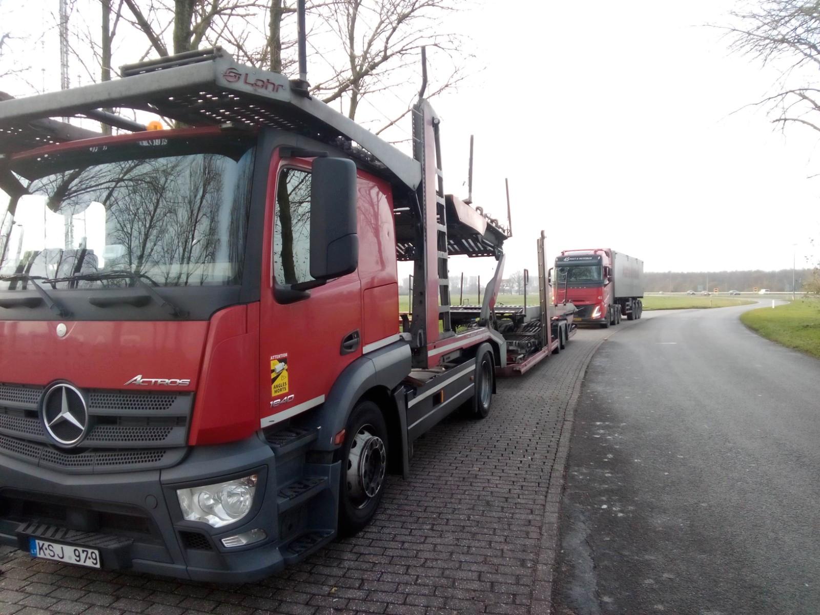 Mercedes-Benz + LOHR 1.53 (2019) 6 Units