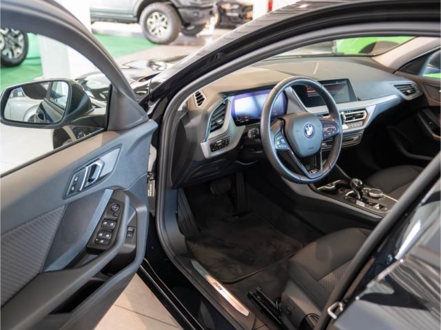 BMW 118 i Aut. Advantage Navi e-Heckkl. DigiCockpit  foto 7