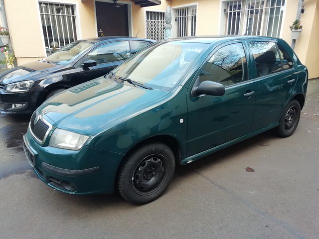 Skoda Fabia 1.4 16V, Klima, ZV, AHK, TÜV NEU