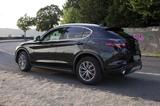Alfa Romeo Stelvio 2.0 Turbo 16V 206kW Super AT8-Q4 Super - schwarze Alfa Romeo Stelvio