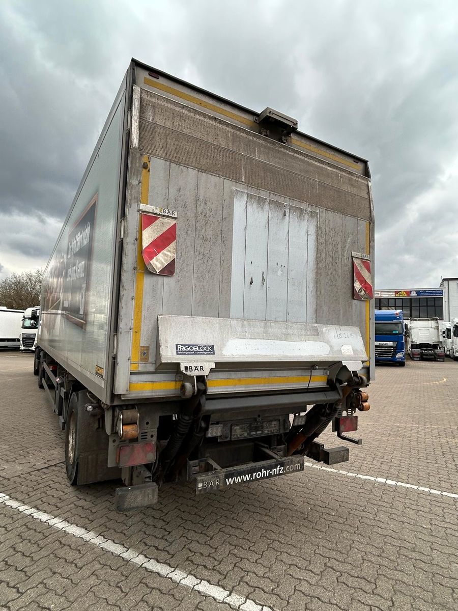 Fahrzeugabbildung Mercedes-Benz 2 Stk. Antos 1840+Rohr Kühlauflieger