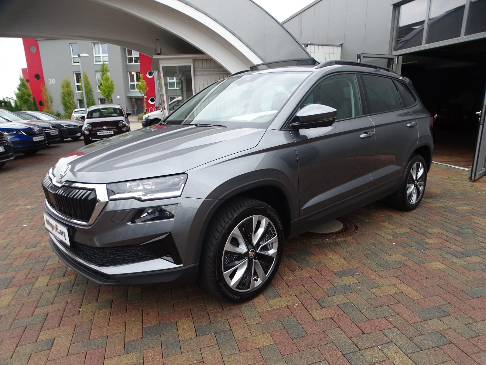 Skoda Karoq 2,0 TDI "Pano/AHK/Navi/RKF/LED/SHZ"