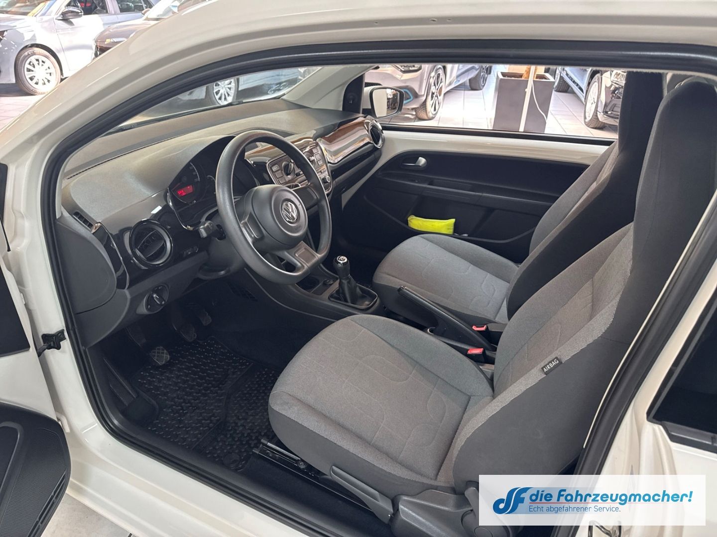 Fahrzeugabbildung Volkswagen up! move BMT Klima teilb.Rücksb AUX MP3 CD eFH T