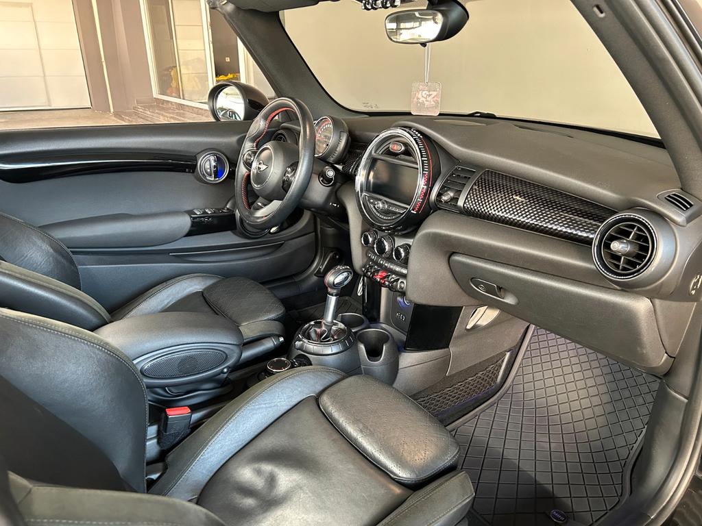 MINI John Cooper Works Cabrio