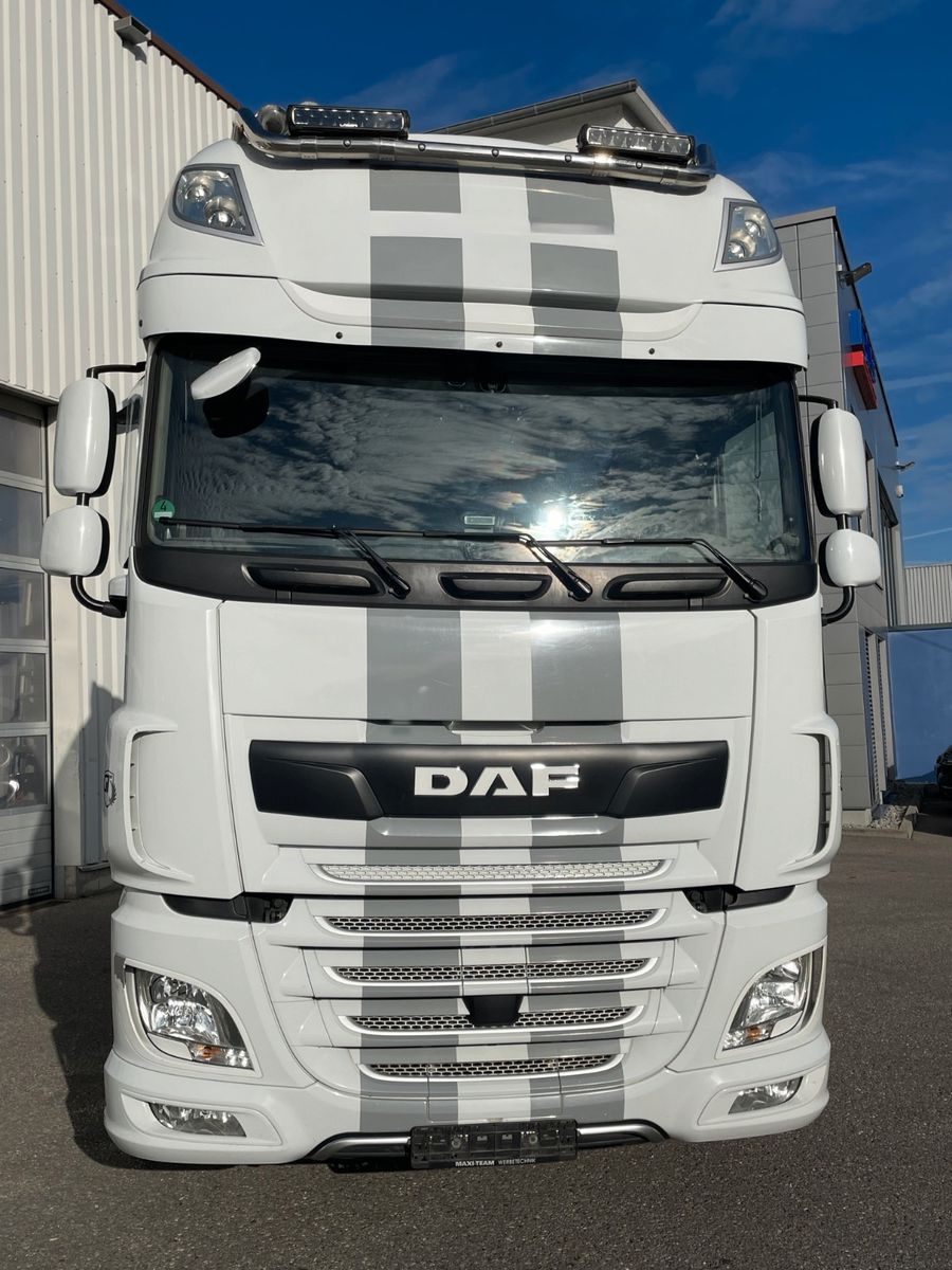 Fahrzeugabbildung DAF FT XF480 SSC, 2x Tank, Standklima, Lampenbügel