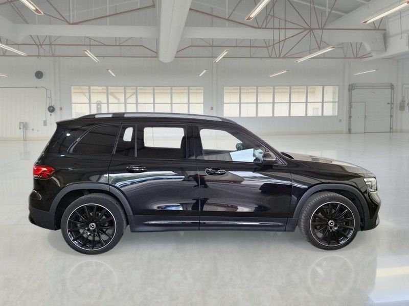 Mercedes-Benz MERCEDES-BENZ GLB 200 D AUTOMATICO PREMIUM SUV imagem 3