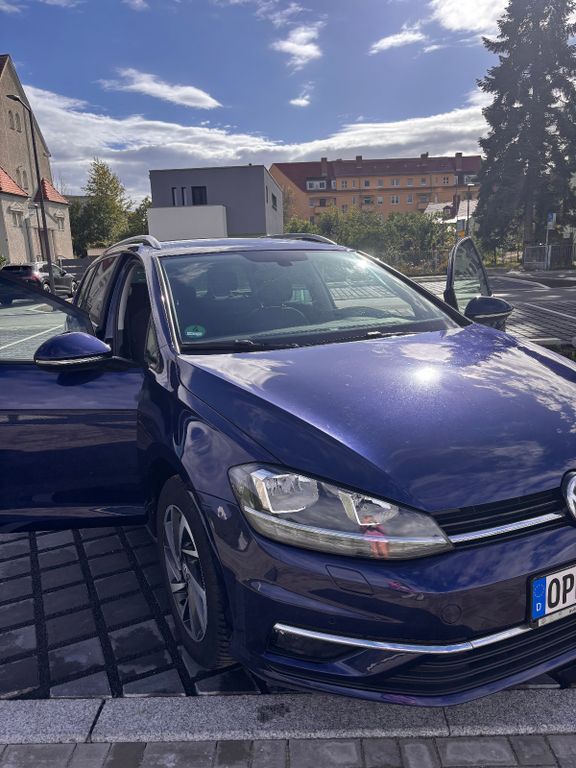 Image of Volkswagen Golf