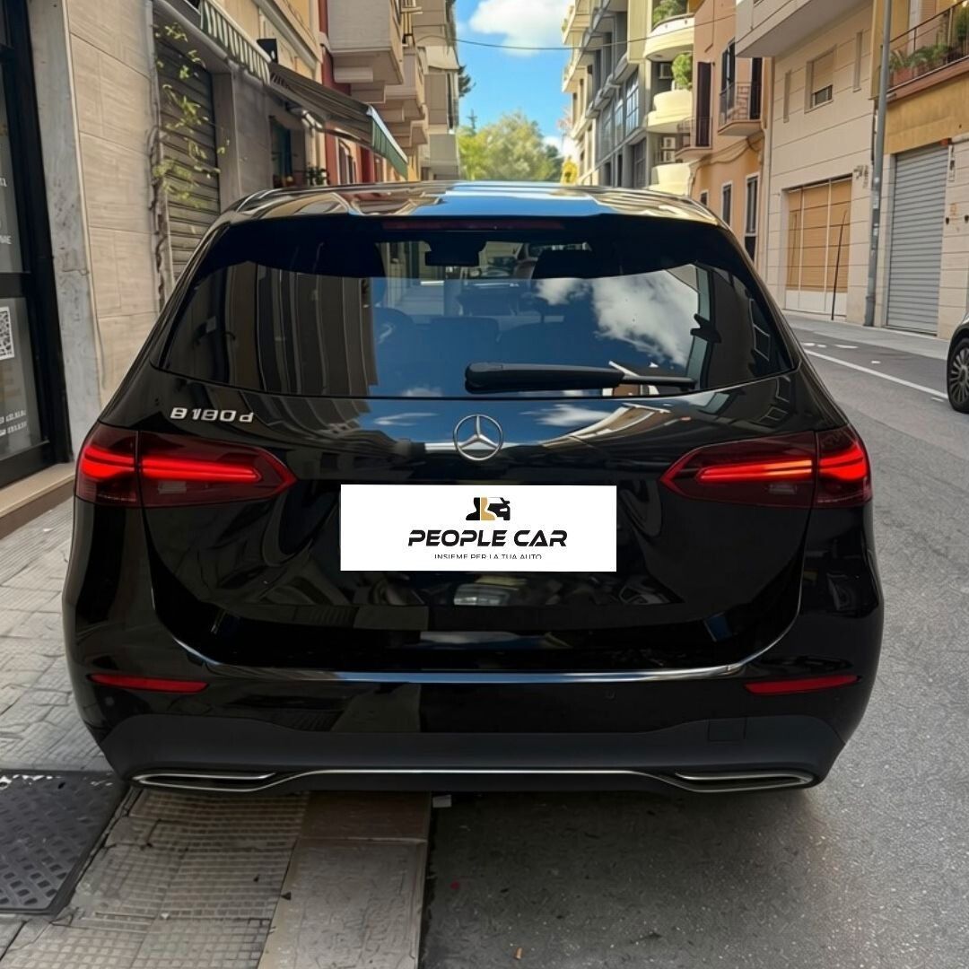 Other Mercedes Classe B 180d 116CV **UNICO PROPRIETARI imagem 3