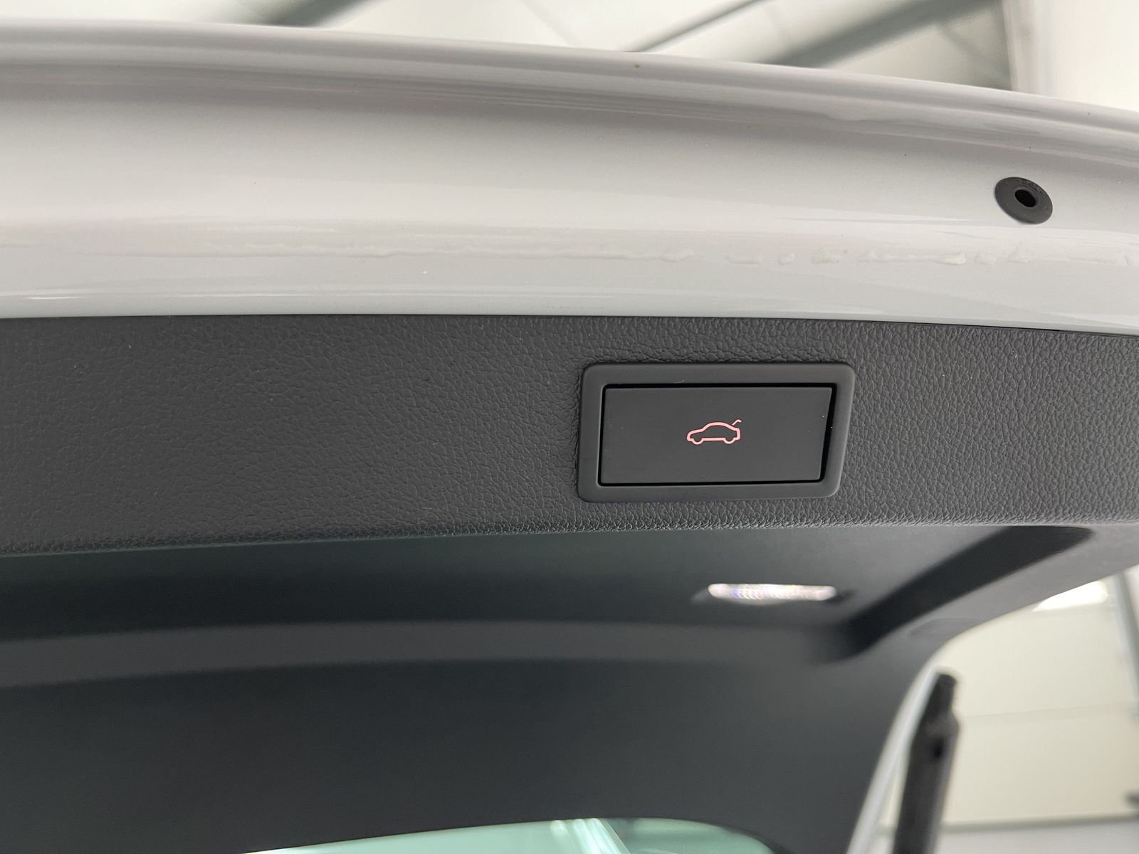 Fahrzeugabbildung SKODA Superb 2.0 TDI*Premium Edition*LED*AHK*Leder*