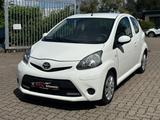 Toyota AYGO Cool Go Klima Navi 30.000km GARANTIE - Toyota: 0 Km Aygo