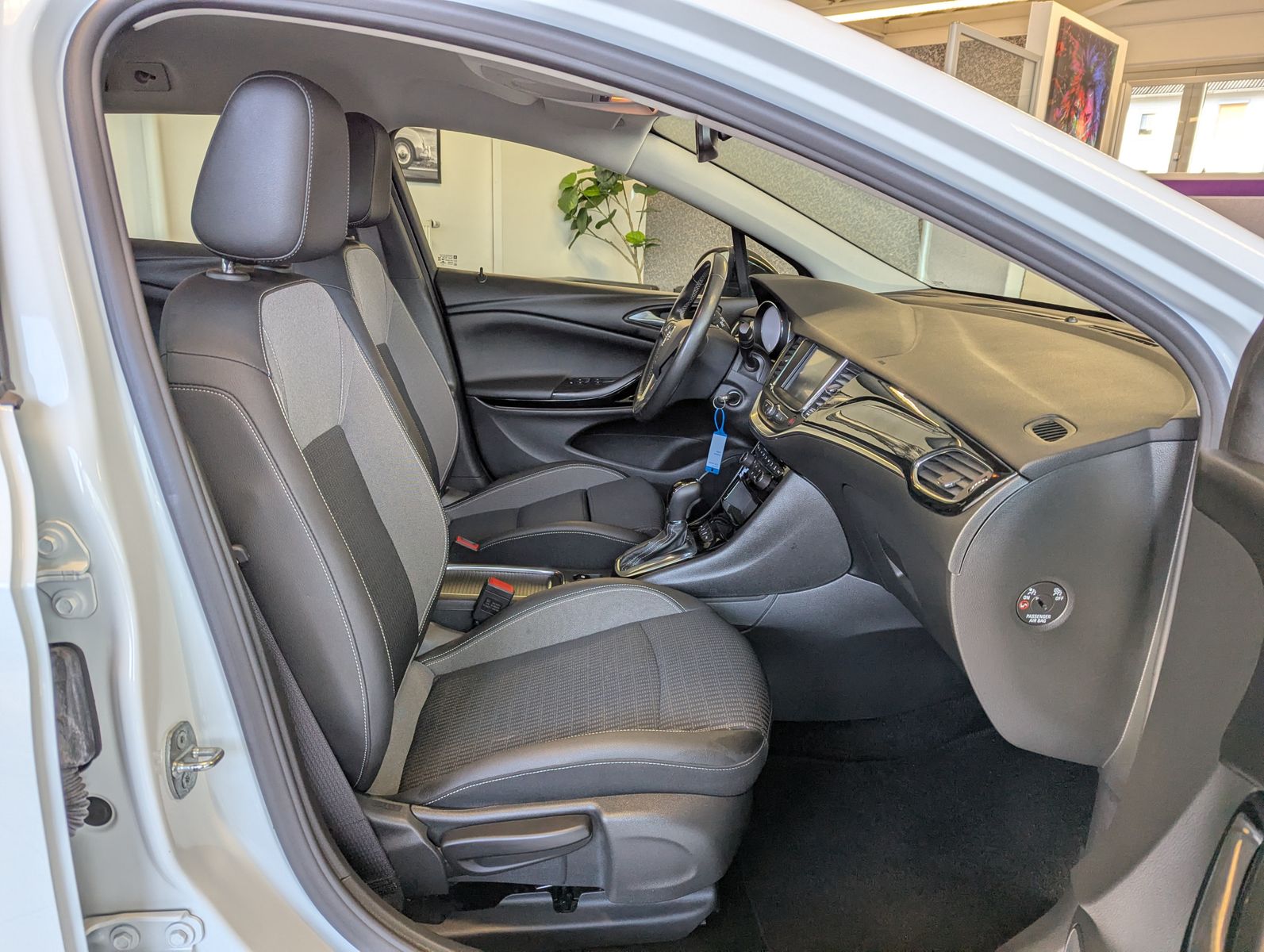 OPEL Astra 1.5 CDTI Aut. Elegance Navi LED Kamera - Image 14