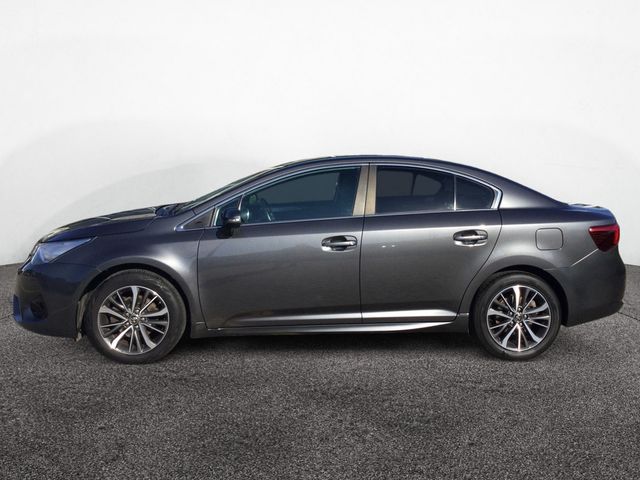 Avensis 1.8 Business Edition SHZ KAMERA NAVI LED