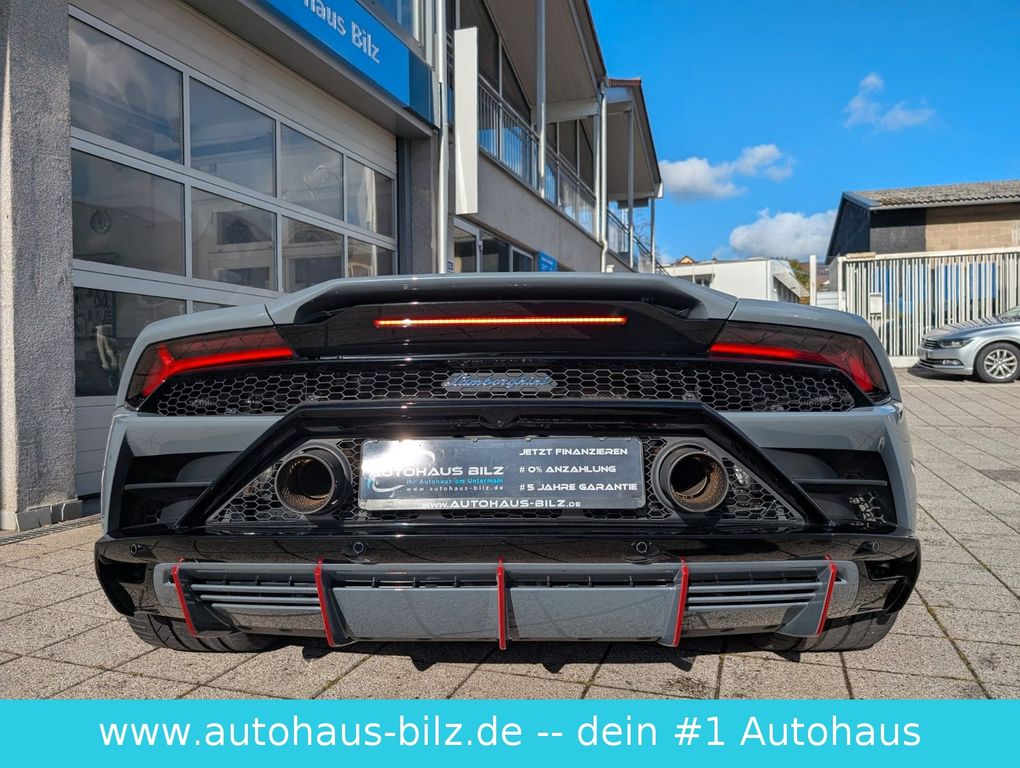 LAMBORGHINI Huracán 2025