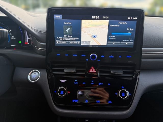 Fahrzeugabbildung Hyundai IONIQ Premium Elektro LEDER+NAVI+KAMERA+LED+UVM+