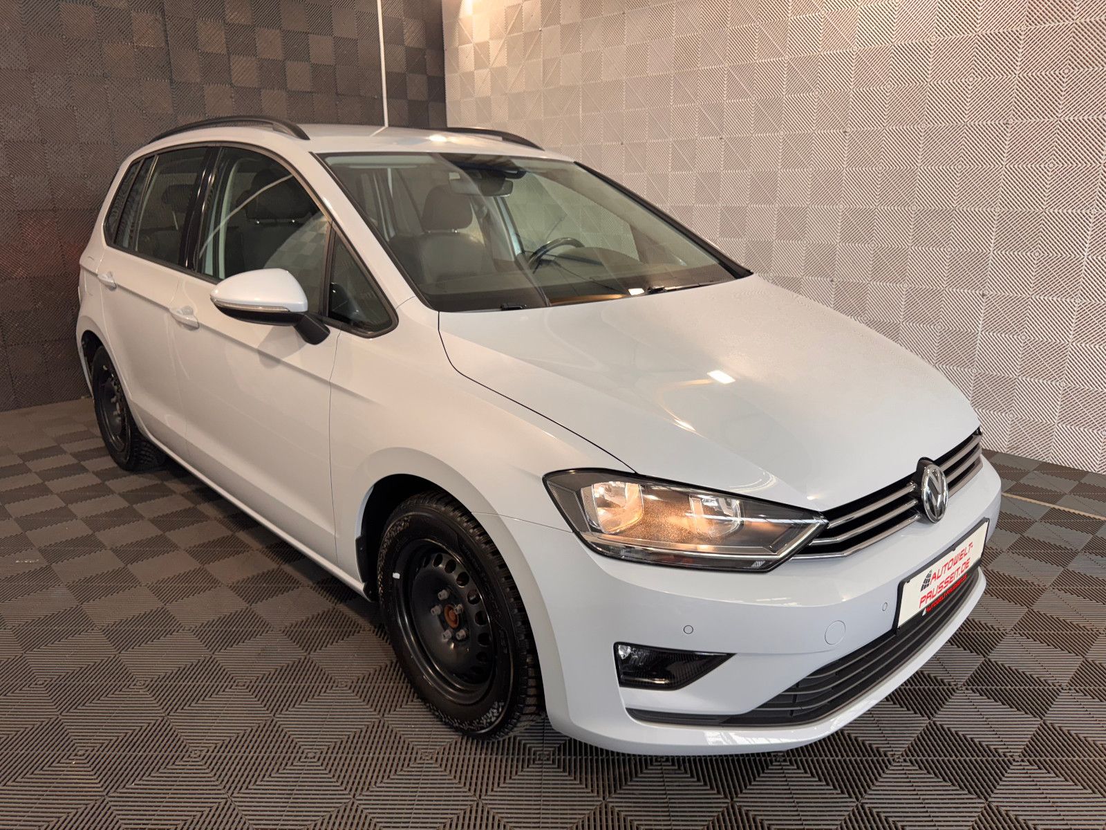 Gebrauchtwagen Volkswagen Golf Sportsvan Golf Sportsvan*COMFORTLINE*AHK-TEMPO-NAVI-KLIMA in Horb am Neckar