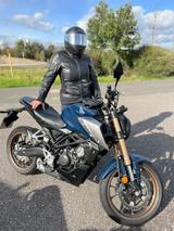Honda CB125R sehr wenig KM - Angebote