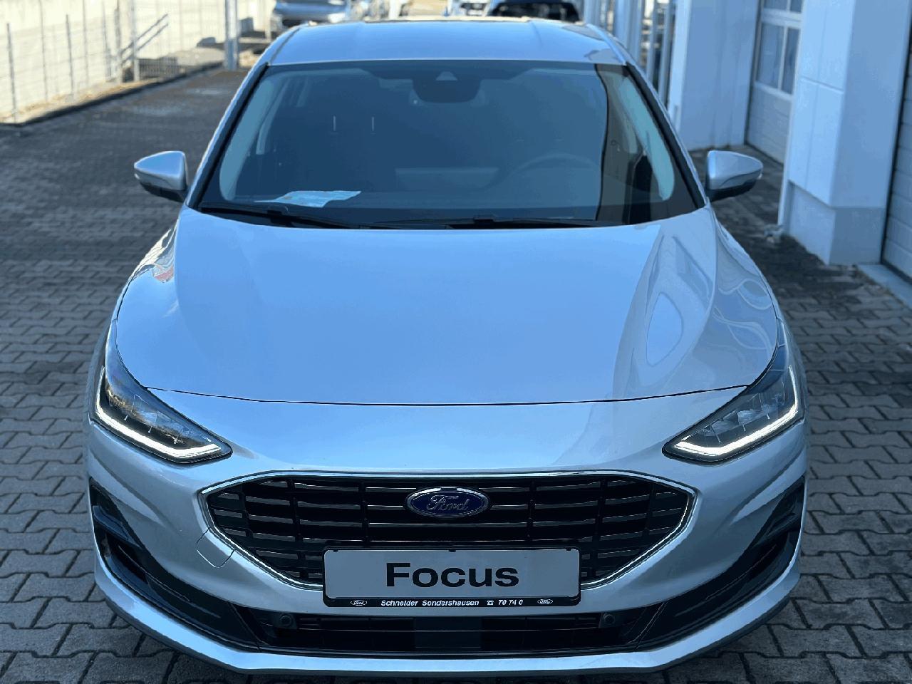 Ford Focus Lim. TitaniumEdition*Ganzjahresreifen*B&O*