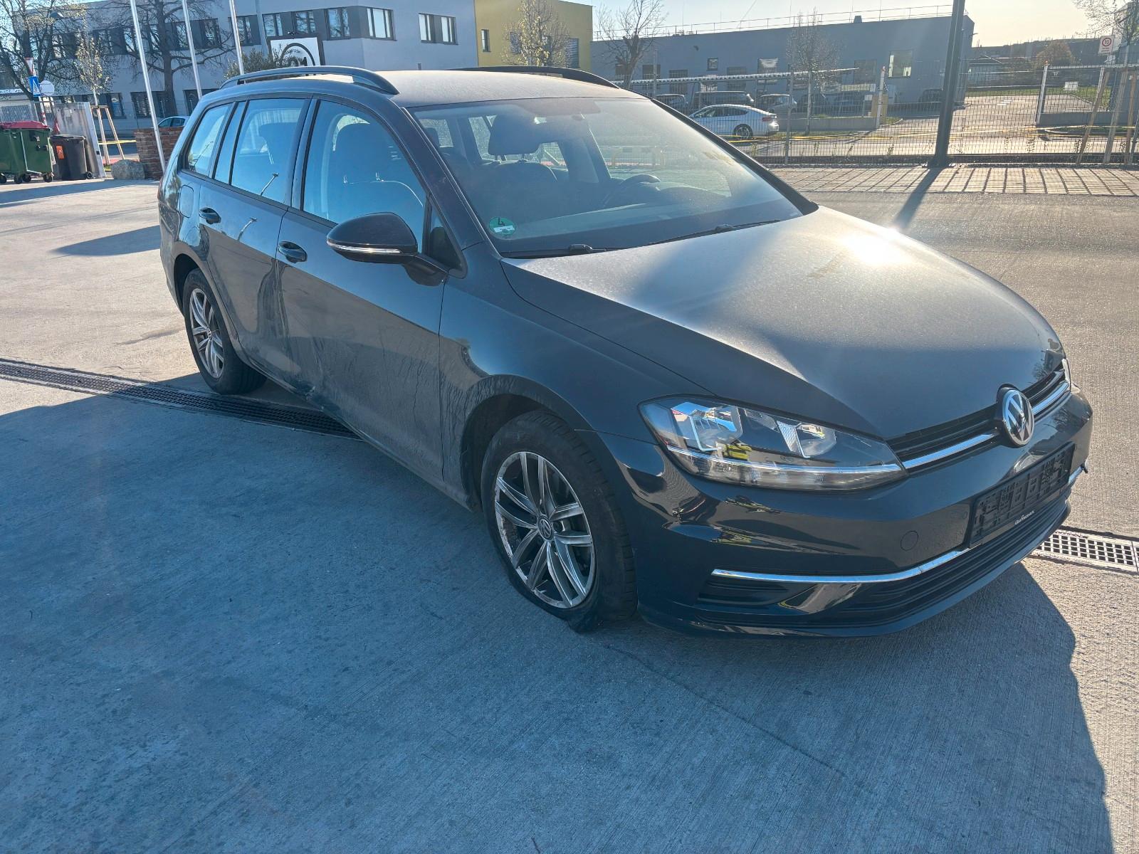 Volkswagen Golf 1.0 TSI OPF Comfortline Variant